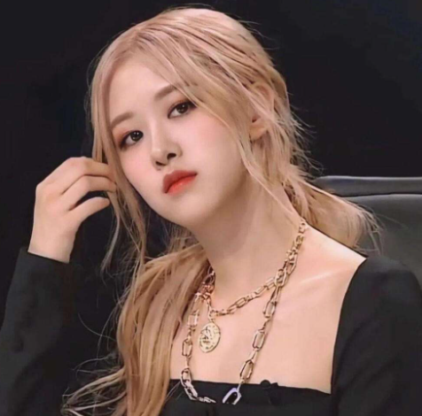 朴彩英多高