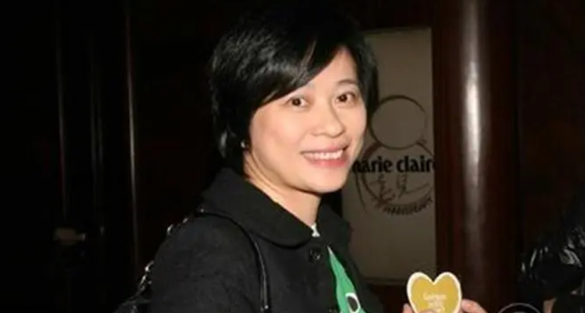 不再犹豫歌词是谁写的
