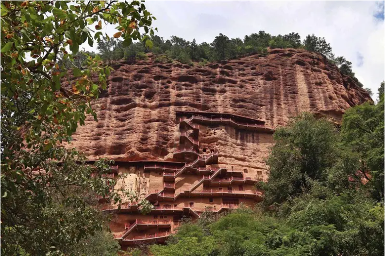 东方塑像馆石窟是指哪里