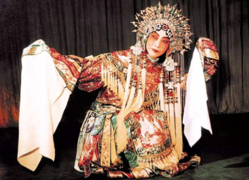 生死恨由京剧名家谁主演