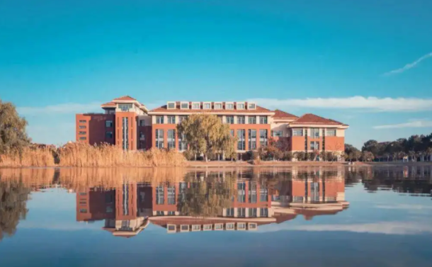 南京传媒大学是几本