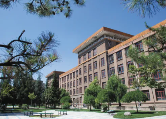 青海民族大学是几本
