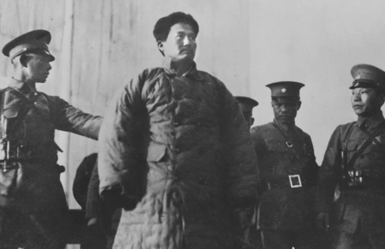 《清贫》选自哪本书