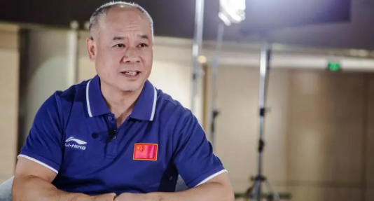 李宁现在的国籍是哪国
