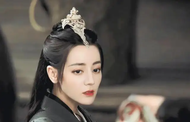 与君初相识多少集