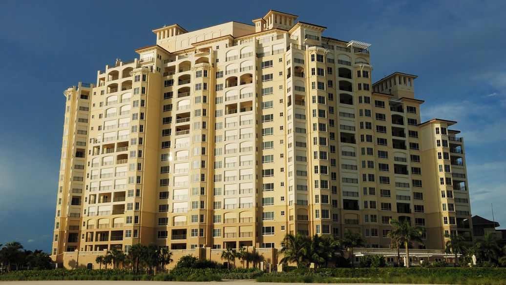 高层住宅楼的常见层数是依据什么决定的?