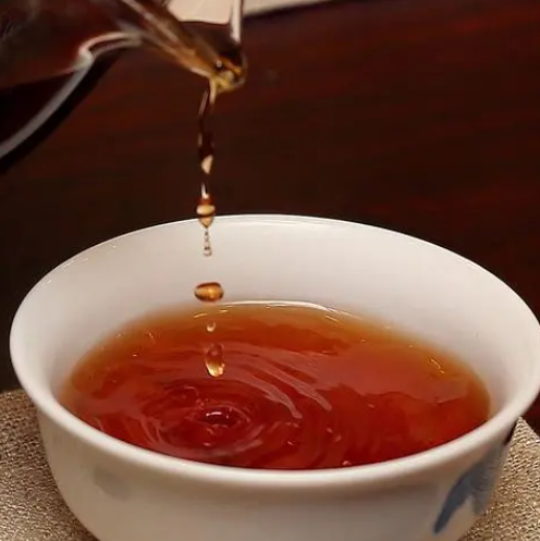普洱茶可以浇花吗