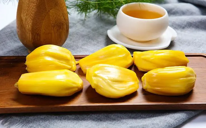 菠萝蜜晒太阳会变烂吗？