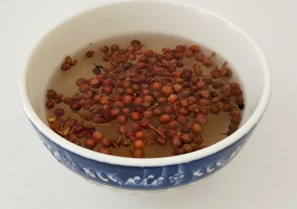 花椒水浇花花会不会死