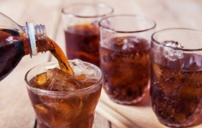 喝剩的可乐可以浇花吗