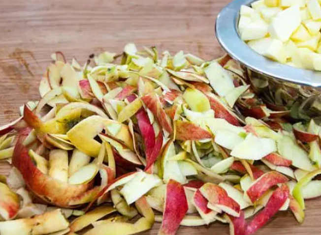 苹果皮怎么做肥料养花肥料