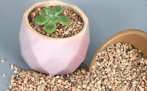 养花的河沙用粗的还是细的