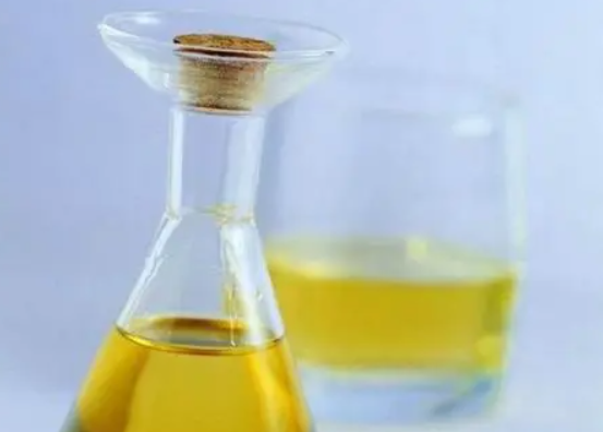 废植物油能直接倒进花盆里吗