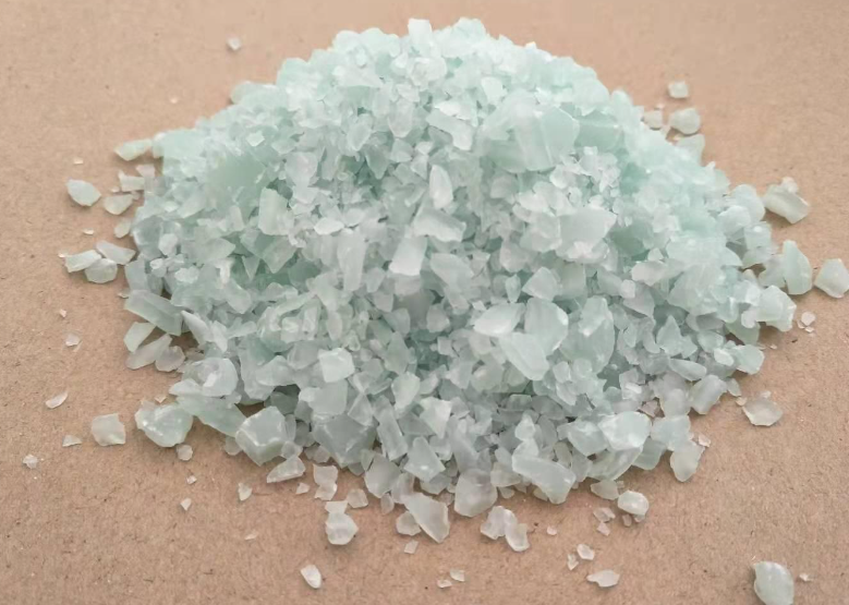 硫酸铝在花卉上的用法