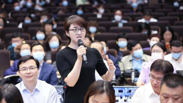 梦到在梦境中身体能与泥土融合-倾慕云小窝