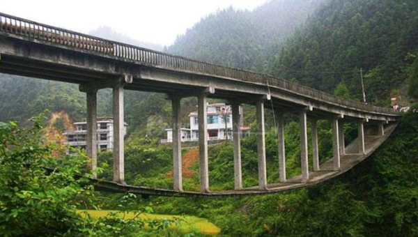 梦见在梦境中用泡泡建造一座坚固城堡-倾慕云小窝