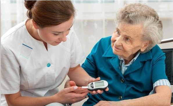 糖尿病会影响寿命? 糖友到底能活多久? 别悲观，听听医生的建议!